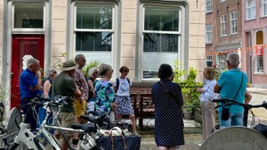 Stadswandeling in herfstsfeer