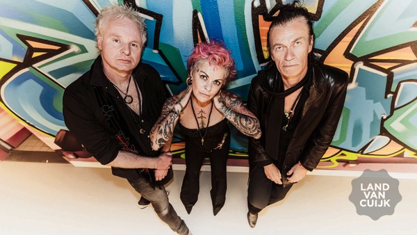 Dilana Smith, Erwin van Ligten en Jeff Zwart - Rock around the Clock (Hans Schoo)