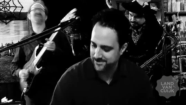 Deining: Moses Patrou Trio