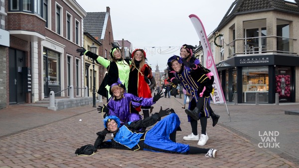 Sinterklaas Koopzondag Gennep