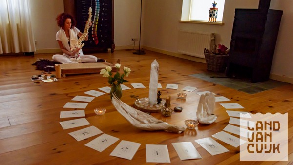 Runes Soundhealing meditatie