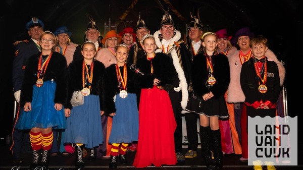 Prins(es) Onthulling CV Pothuusburg