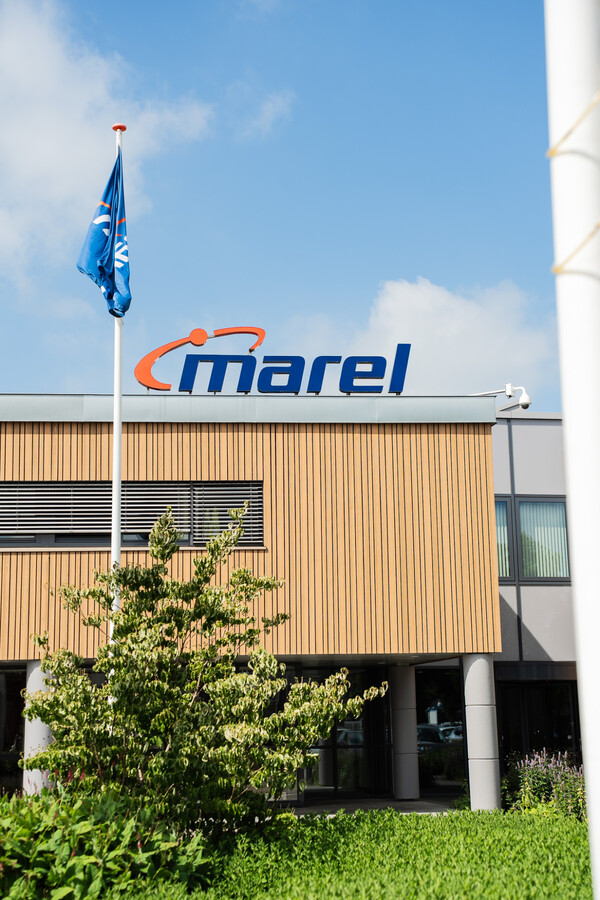 Jordans sign & promotion