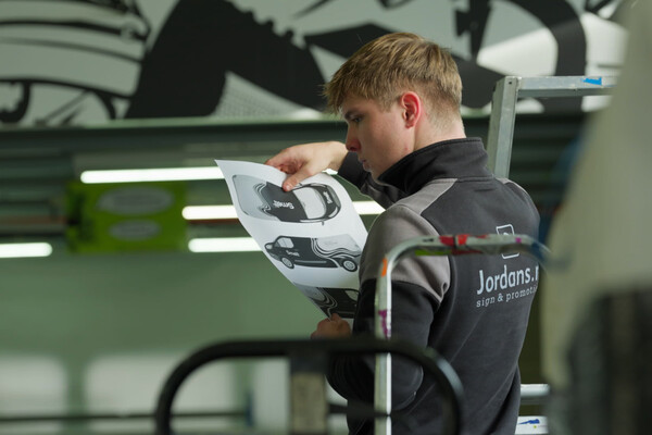 Jordans sign & promotion